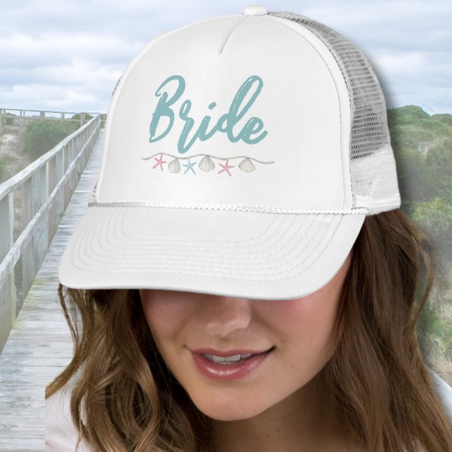 Casquette Week-end de célibataire de la mariée de vacances à (Beach Bachelorette Bride Trucker Hat)