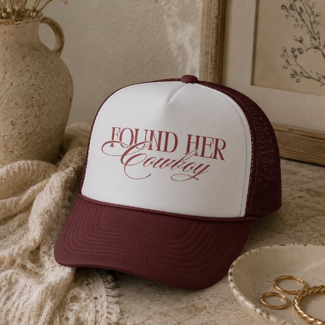 Casquette Western a trouvé son cow-boy Red Bachelorette (Western Found Her Cowboy Red Bachelorette Trucker Hat)