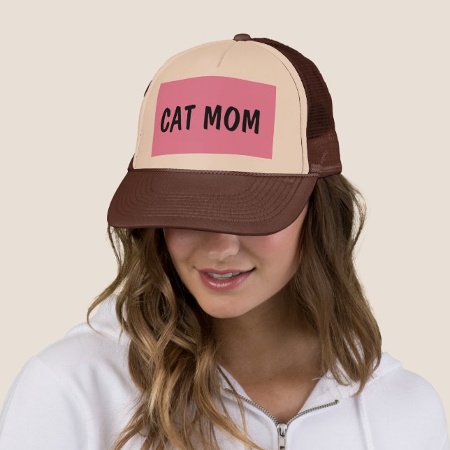 CASQUETTES CAT MOM (En situation)