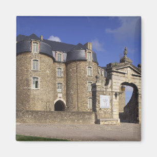 Castle and Museum, Boulogne, Pas-de-Calais, Magnet