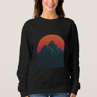 Casual T-Shirt Design – Simple Cool Everyday Style Sweatshirt