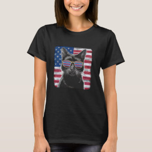 Cat American Flag Patriotic 4th of July Women Men  T-Shirt
