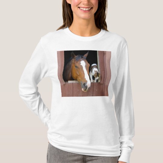 Cat and horse - horse ranch - horse lovers T-Shirt