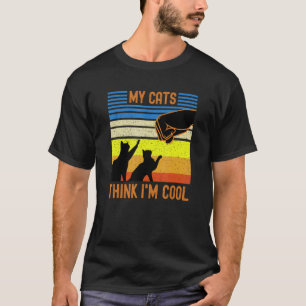 Cat Dad Mom Fist Bump for Cool Fur Daddy and Mama T-Shirt