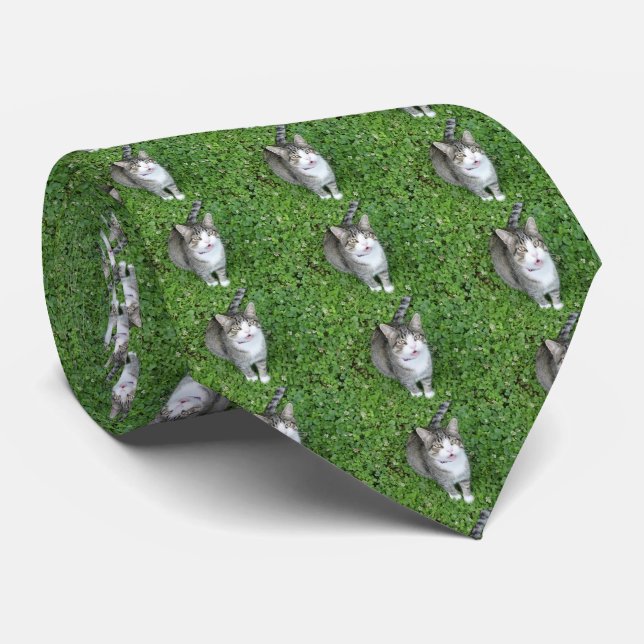 Cat in Clover Tie (Rolled)