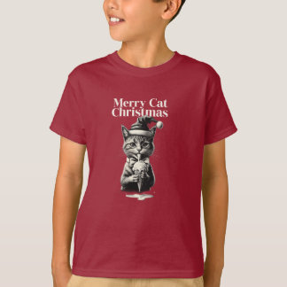 Cat in the grass. T-Shirt