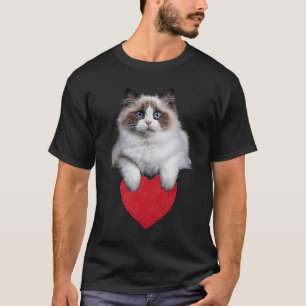 Cat Mom Cat Dad Realistic Cat Holding Heart Graphi T-Shirt