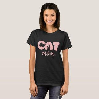 Cat Mom T-Shirt – Cute pow with letter cat