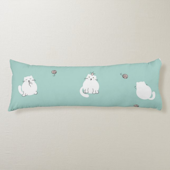 Cat pattern body pillow (Front)