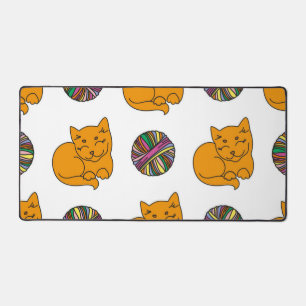 Cat pattern desk mat