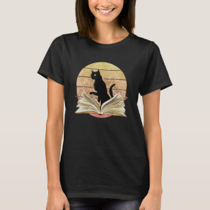 Cat read book  sunset    books and cats T-Shirt