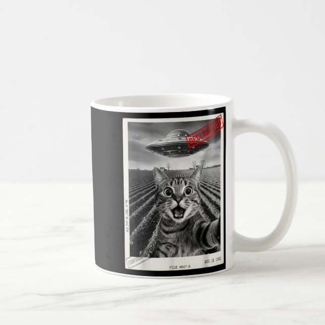 Cat Selfie Ufo Alien Funny Surprised Cat Meme Men  Coffee Mug (Right)