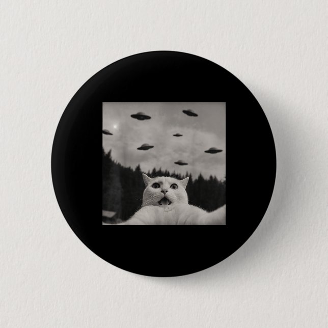 Cat Selfie With Alien Ufo, Funny Alien Cat Lovers  2 Inch Round Button (Front)
