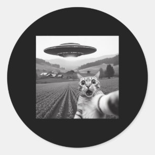 Cat Selfie With Alien Ufo Funny Cat Gifts For Men  Classic Round Sticker