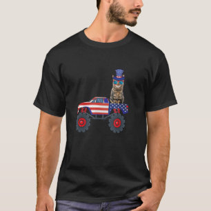 Cat Truck 4th of July Matching Family USA  Patriot T-Shirt