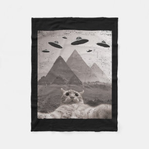 Cat Ufo Meme - Funny Cat Selfie With Ufos Fleece Blanket