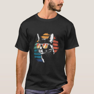 Cat Vintage Retro Style Cat T-Shirt