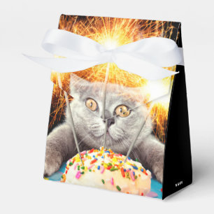 Cat With Sparkler Cupcake Favor Box