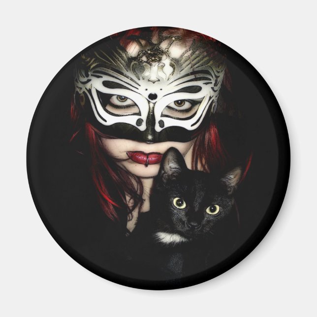 CAT WOMAN MAGNET (Front)