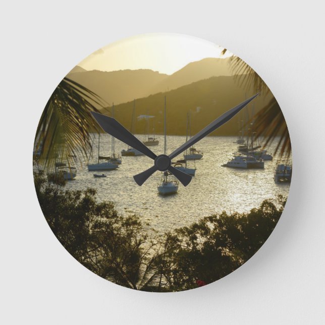 Catamarans and sailboats round clock (Front)