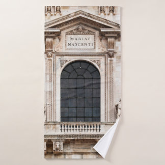 Cathedral church of Milan. Beautiful Italian templ Bath Towel