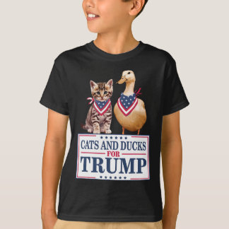 Cats And Ducks For Trump 2024 Kittens And Ducks Fo T-Shirt