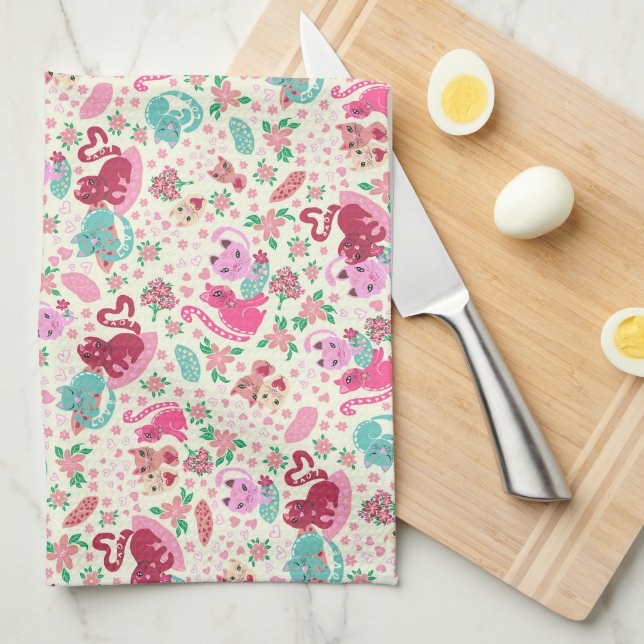 Cats in Love Kitchen Towel (Quarter Fold)