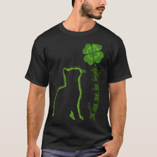 Cats Kiss Me Im Irish St Patricks Day Kitten Cat T-Shirt