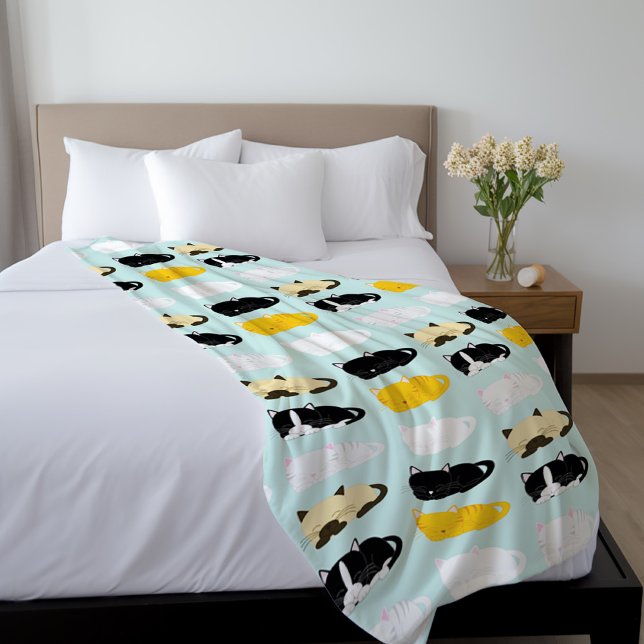 Cats Pattern Fleece Blanket (Creator Uploaded)