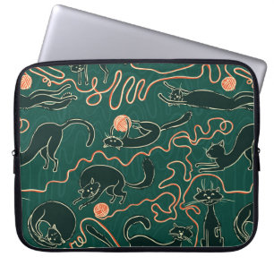 Cats vintage doodle seamless pattern laptop sleeve