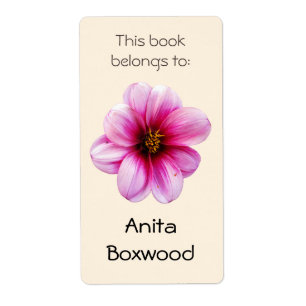 Ce livre appartient à la fleur rose nommée faite