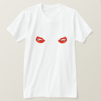 Ce qui le T-shirt de F