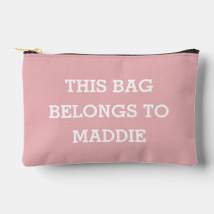 Ce sac appartient au nom Cosmétique Pouch