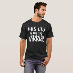 Ce type est marié Fiance T-shirt cadeau