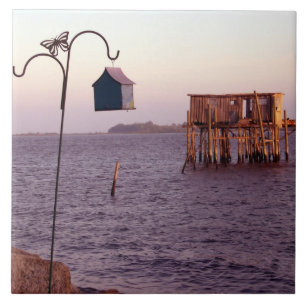 Cedar Key Bird Feeder Tile
