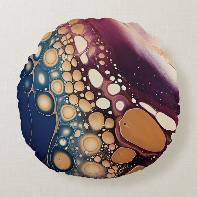 Celestial Fluid Marble in Midnight Gold Round Pillow (Front)