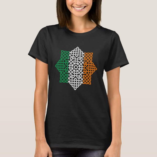 Celtic Knot Ireland Flag St Patricks Day for Men W T-Shirt (Front)