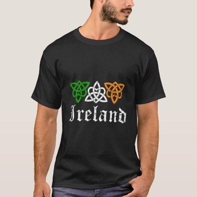 Celtic Knot Ireland Irish Flag Tribal Medieval Man T-Shirt (Front)