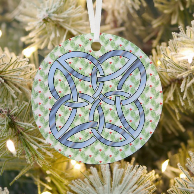 Celtic Knot Metal Ornament (Insitu)
