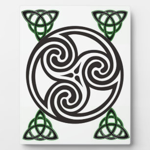 Celtic Knots Plaque