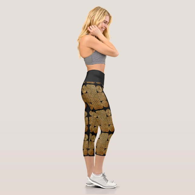Celtic Knotwork Cross  Capri Leggings (Right)