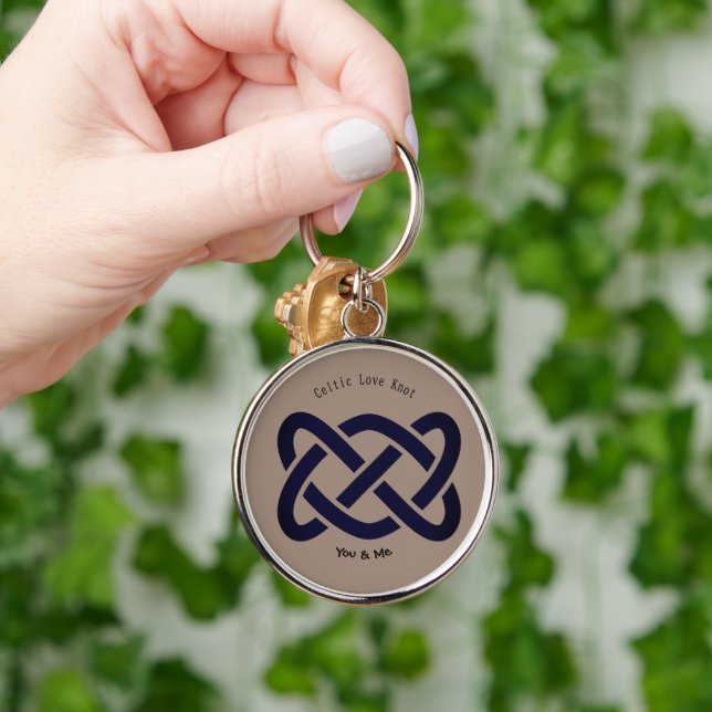 Celtic Love Knot Symbol Simple Personalised  Keychain (Hand)