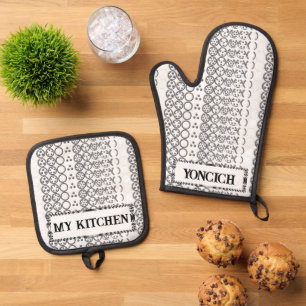 Centesimal 10 Digit '3x3x3 Puzzle' by K Yoncich Oven Mitt & Pot Holder Set
