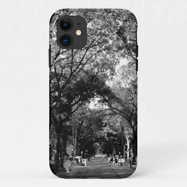 Central Park: Poet's Walk in the Summer BW Case-Mate iPhone Case (Back)