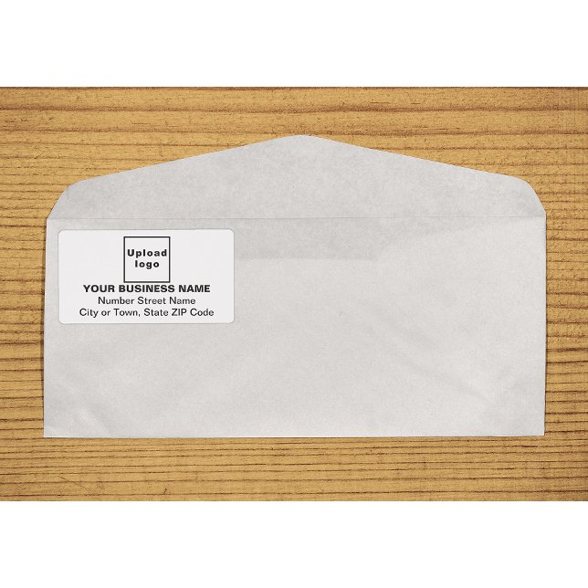 Centre aligné Business White Shipping Étiquette (Center aligned business white shipping label on envelope)