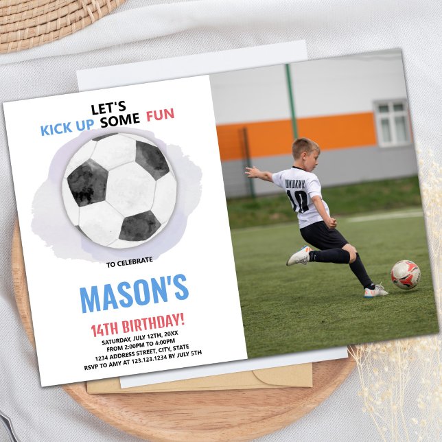 Centre Ball Soccer Invitation d'anniversaire avec  (Center Ball Soccer Birthday Invitations with photo)