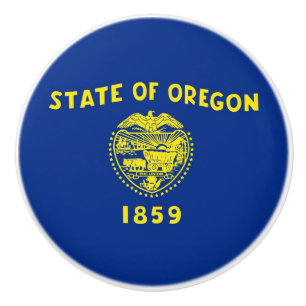 Ceramic knob pull with flag of Oregon State, USA