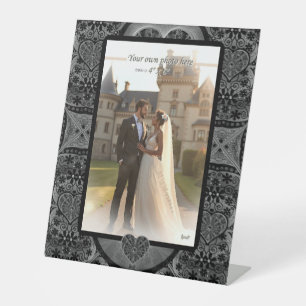 Ceramic lace Black Pedestal Sign