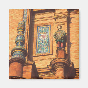 Ceramic statue detail on the Plaza de Espana in Magnet
