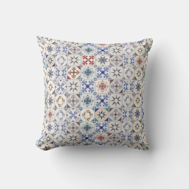 Ceramic tiles pattern throw pillow (Front)